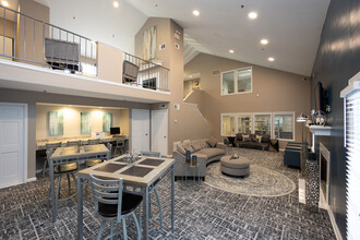 Woodmere Trace in Duluth, GA - Foto de edificio - Interior Photo