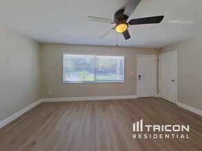 201 85th Ave N in St. Petersburg, FL - Building Photo - Building Photo