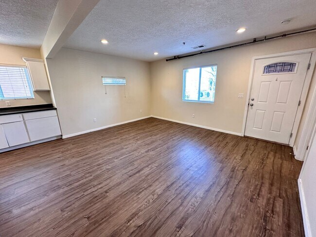 1808-1810 Gold Ave SE in Albuquerque, NM - Building Photo - Building Photo