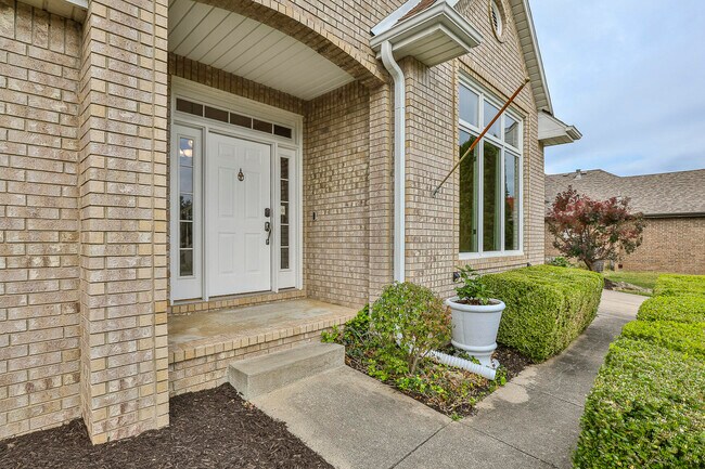 5095 S Wanda Gray Ave in Springfield, MO - Building Photo - Building Photo