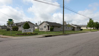 Washington Terrace Apartments in Raleigh, NC - Building Photo - Building Photo