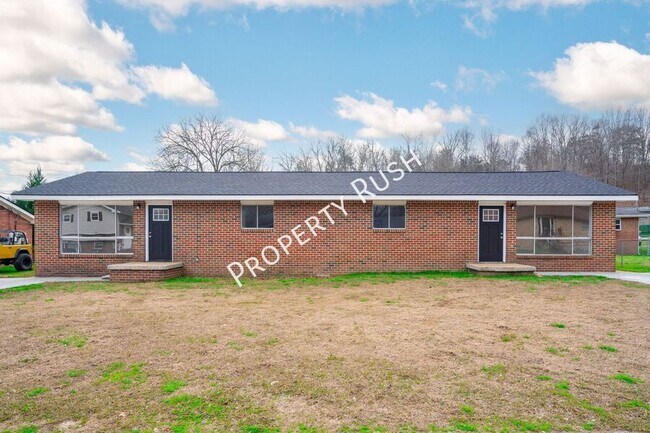 3338 Gundy Dr in Chattanooga, TN - Building Photo - Building Photo