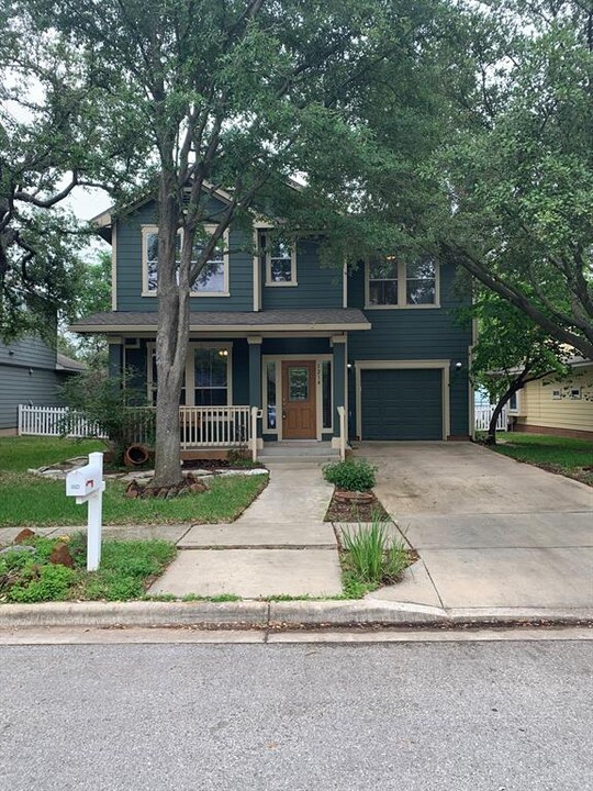 1214 Rawhide Trail in Cedar Park, TX - Building Photo