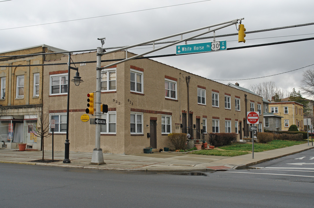 923 White Horse Pike in Oaklyn, NJ - Foto de edificio