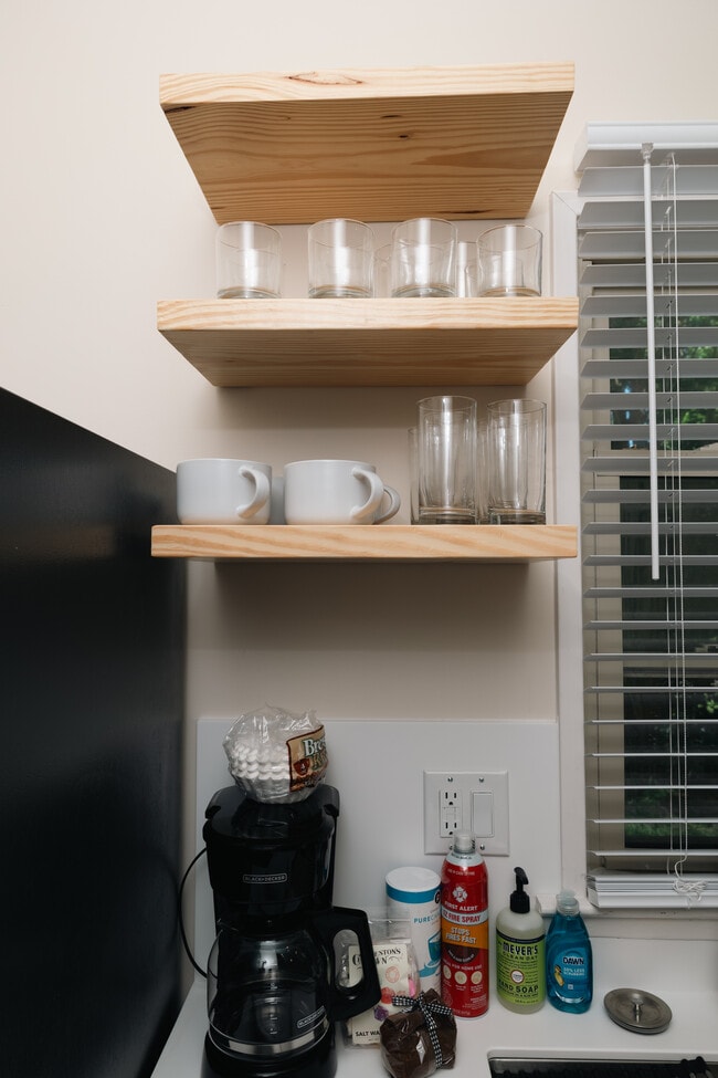 1585 Secessionville Rd in Charleston, SC - Building Photo - Building Photo