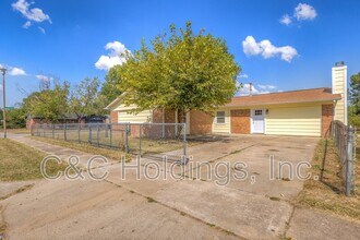 2439 S 123rd E Ave in Tulsa, OK - Building Photo - Building Photo