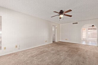 3841 W Bluefield Ave in Glendale, AZ - Building Photo - Building Photo
