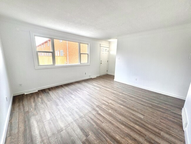 766 Indian Rd N in Sarnia, ON - Building Photo - Building Photo