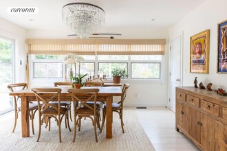 35 Sylvan Ln in Sag Harbor, NY - Building Photo - Building Photo