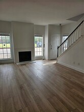 2626 Holly Hall St in Houston, TX - Building Photo - Building Photo