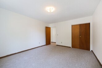 1776 St. Clair Ave in St. Paul, MN - Building Photo - Building Photo