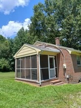 469 Slagles Lake Rd in Emporia, VA - Building Photo - Building Photo