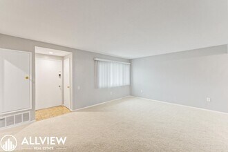 16781 Bardon Ln in Huntington Beach, CA - Building Photo - Building Photo