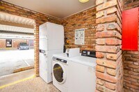 2101 Fountain View Dr photo'