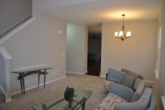 1998 Shermer Rd in Glenview, IL - Building Photo - Building Photo