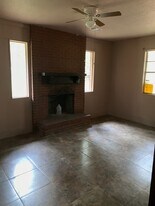 257 Arnall Dr in Allenhurst, GA - Building Photo