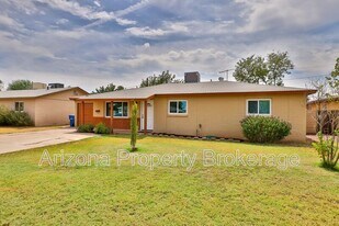 1321 E Don Carlos Ave in Tempe, AZ - Building Photo