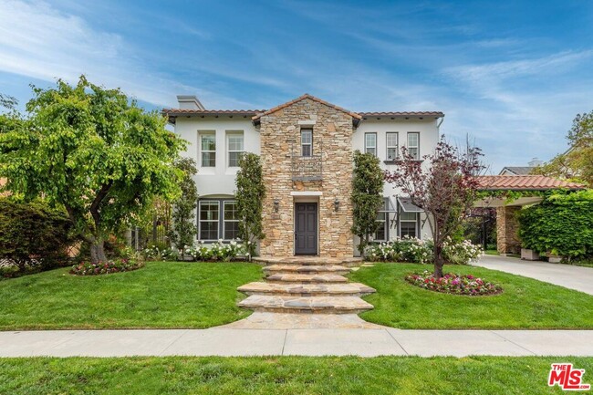4110 Prado De Los Zorros in Calabasas, CA - Building Photo - Building Photo