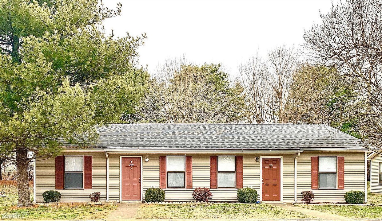 199 E Heights Ave in Bowling Green, KY - Building Photo