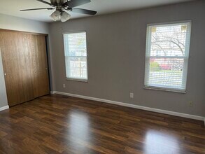 5020 Brittany Downs Dr in Cottleville, MO - Foto de edificio - Building Photo