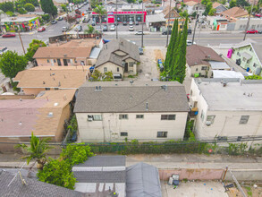 3521 E Cesar E Chavez Ave in Los Angeles, CA - Building Photo - Building Photo