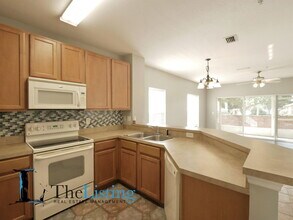 13605 Daniels Landing Cir in Winter Garden, FL - Building Photo - Building Photo