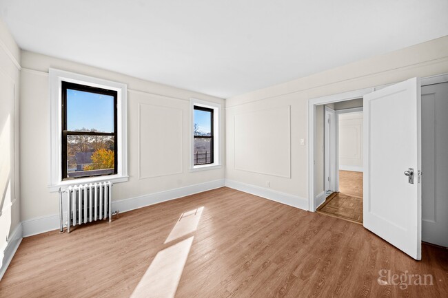 9323 218th St-Unit -APT D6 in Queens, NY - Building Photo - Building Photo