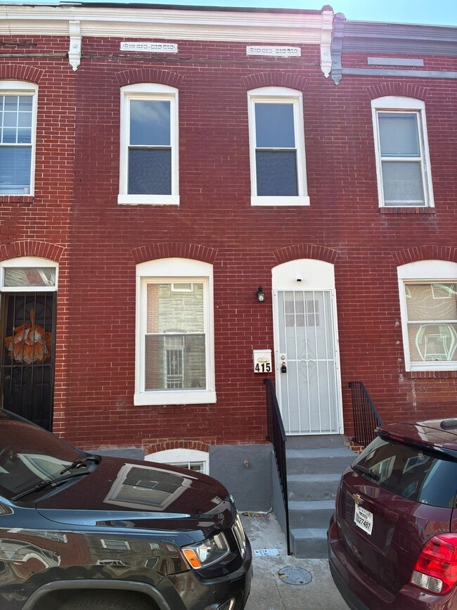 property at 415 N Port St