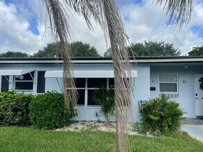 515 High Point Blvd in Delray Beach, FL - Foto de edificio - Building Photo