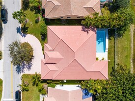 5354 NW 57th Way in Coral Springs, FL - Foto de edificio - Building Photo