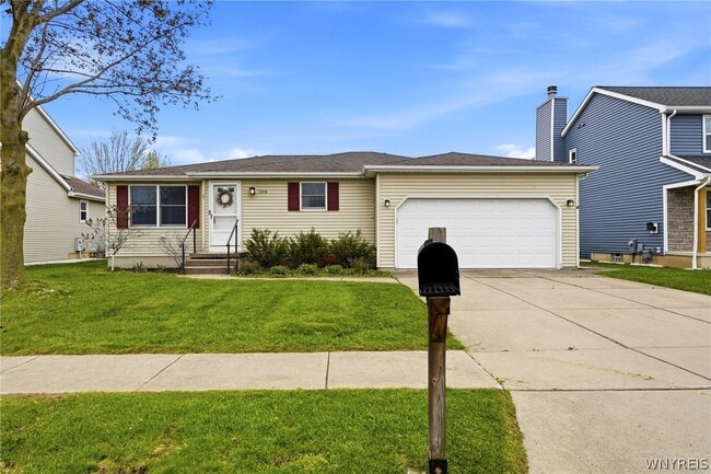 294 Summit Blvd in North Tonawanda, NY - Building Photo - Building Photo