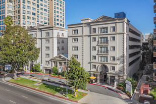 Wilshire Westwood Luxury Apartments