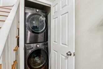 39 Forest St in Arlington, MA - Building Photo - Building Photo