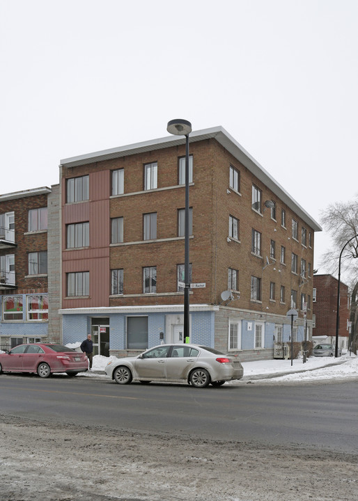 3800-3804 Rachel Rue E in Montréal, QC - Building Photo