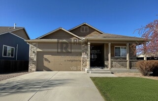 420 Territory Ln in Johnstown, CO - Building Photo