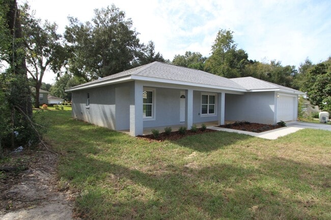 8282 SE 161st St in Summerfield, FL - Building Photo - Building Photo