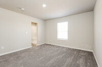 108 Burlington Dr photo'