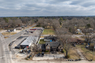 2005 Morgan Ave SW in Decatur, AL - Building Photo - Building Photo