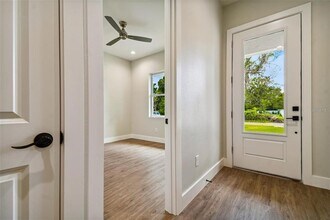 2061 19th Ave SW in Largo, FL - Building Photo - Building Photo