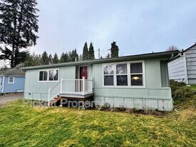 2018 NE Jensen Ave in Bremerton, WA - Building Photo