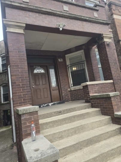 property at 6239 S Eberhart Ave