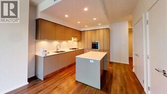 3833 Evergreen Pl in Burnaby, BC - Building Photo