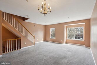 4820 Snowflower Blvd in Oxon Hill, MD - Building Photo - Building Photo