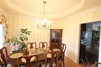 7238 Ancient Oak Dr in Mechanicsville, VA - Building Photo - Building Photo