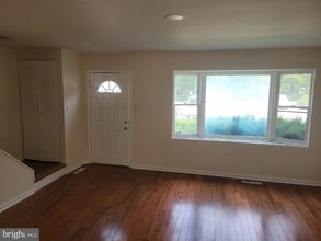 532 Millshire Dr in Glen Burnie, MD - Building Photo - Building Photo