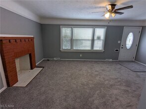 16401 Home Ave in Maple Heights, OH - Building Photo - Building Photo