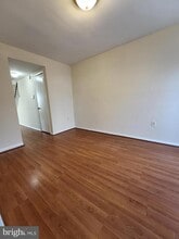 16550 Sherwood Pl in Woodbridge, VA - Building Photo - Building Photo