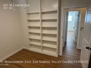 407 W Lomita Ave in Glendale, CA - Building Photo - Building Photo