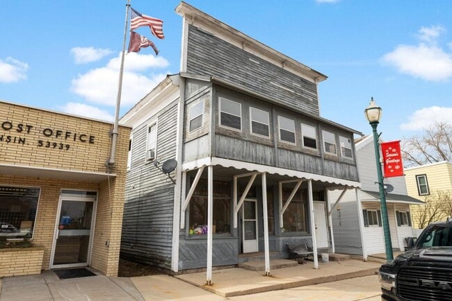 property at 160 South St