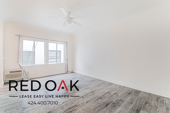 property at 121 N Kenmore Ave